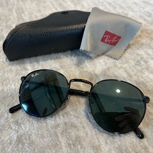 RAY-BAN RB3637 NEW ROUND Sunglasses